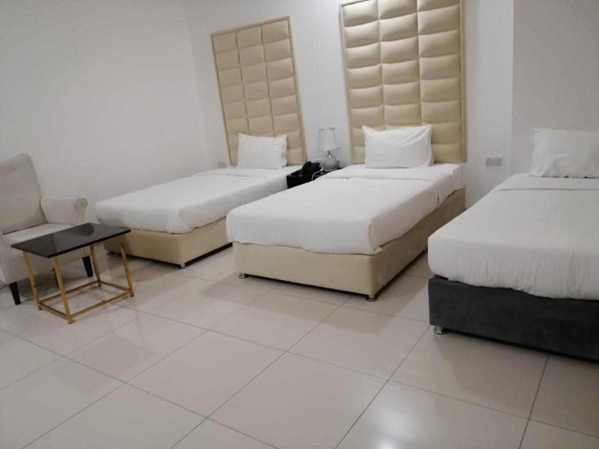 Parkside Plaza Muscat Ξενοδοχείο Εξωτερικό φωτογραφία