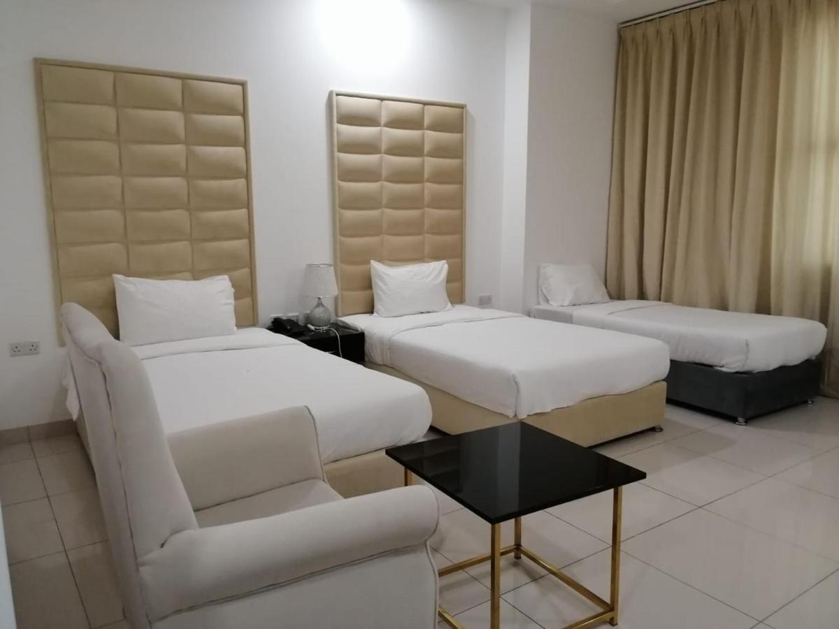 Parkside Plaza Muscat Ξενοδοχείο Εξωτερικό φωτογραφία