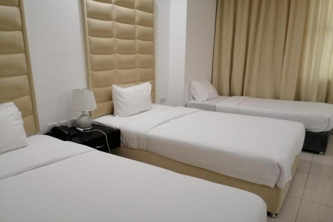 Parkside Plaza Muscat Ξενοδοχείο Εξωτερικό φωτογραφία