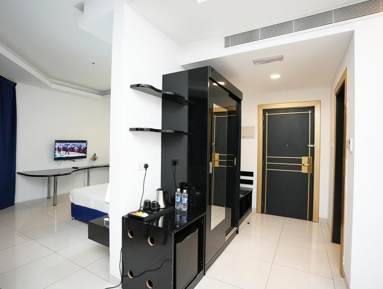 Parkside Plaza Muscat Ξενοδοχείο Εξωτερικό φωτογραφία