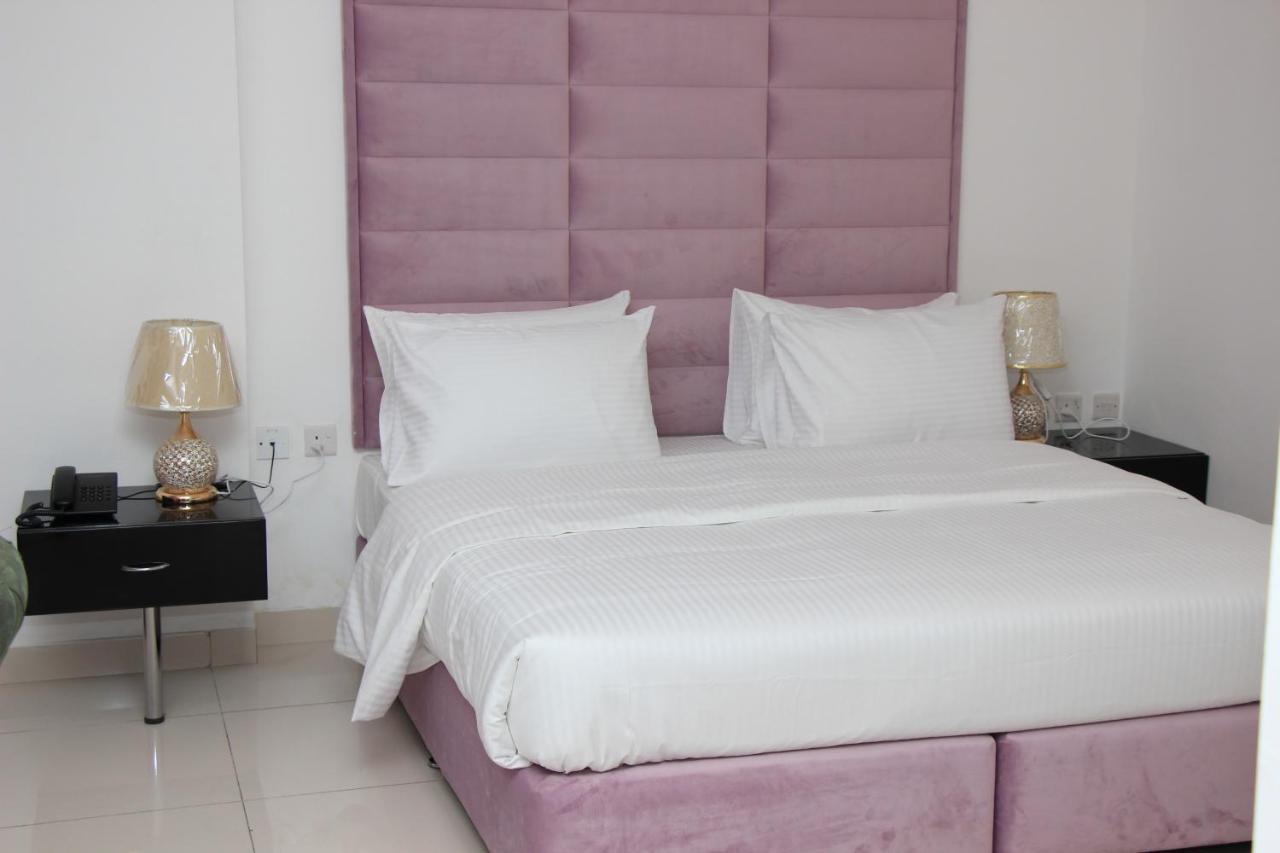 Parkside Plaza Muscat Ξενοδοχείο Εξωτερικό φωτογραφία