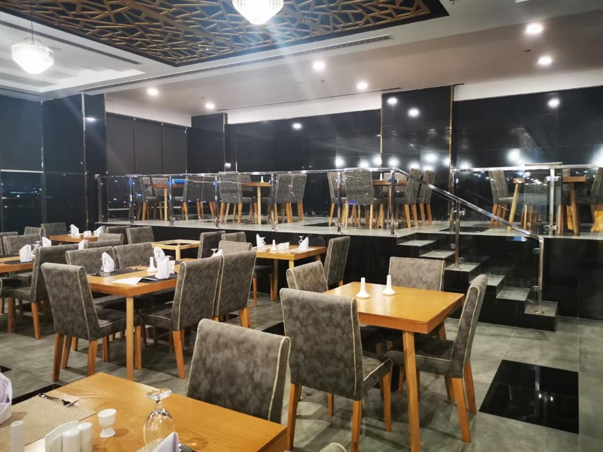 Parkside Plaza Muscat Ξενοδοχείο Εξωτερικό φωτογραφία