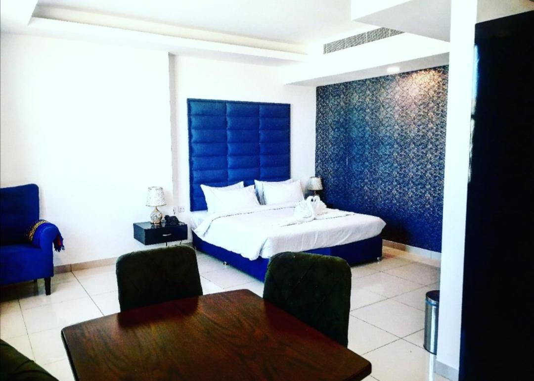 Parkside Plaza Muscat Ξενοδοχείο Εξωτερικό φωτογραφία